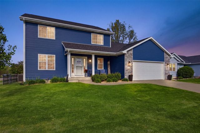 3516 Prairie Creek Road SW, Cedar Rapids, IA 52404