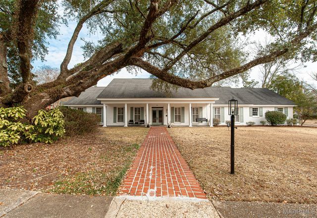 3051 Hill Hedge Drive, Montgomery, AL 36111