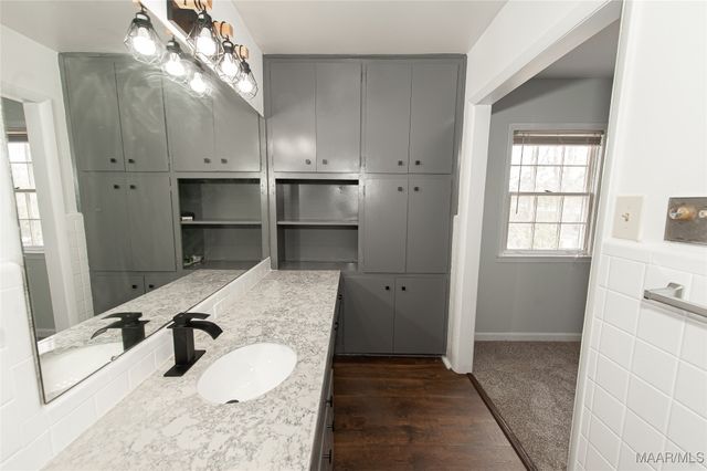 3051 Hill Hedge Drive, Montgomery, AL 36111