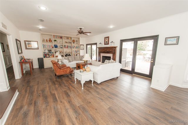 3051 Hill Hedge Drive, Montgomery, AL 36111