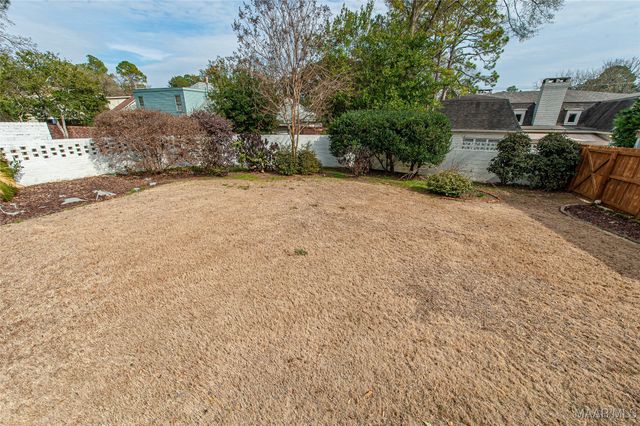 3051 Hill Hedge Drive, Montgomery, AL 36111