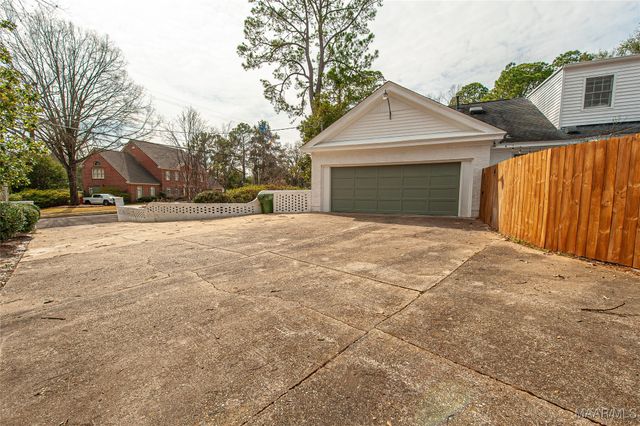 3051 Hill Hedge Drive, Montgomery, AL 36111