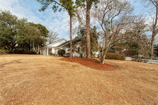 3051 Hill Hedge Drive, Montgomery, AL 36111