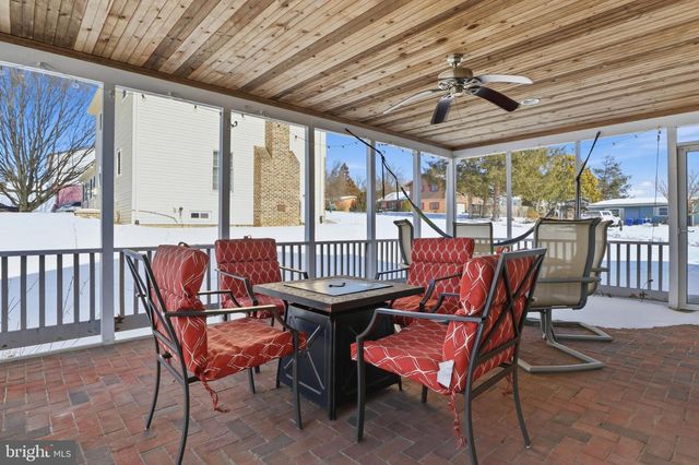 6136 FRIAR RD, Harrisburg, PA 17111