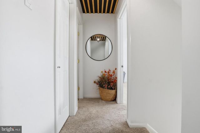 6136 FRIAR RD, Harrisburg, PA 17111