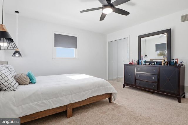 6136 FRIAR RD, Harrisburg, PA 17111