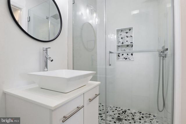 6136 FRIAR RD, Harrisburg, PA 17111