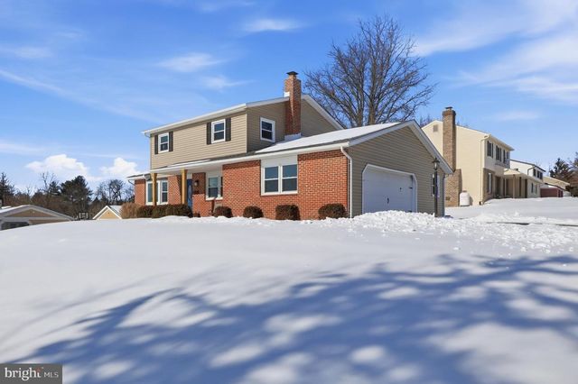 6136 FRIAR RD, Harrisburg, PA 17111