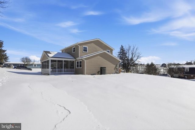 6136 FRIAR RD, Harrisburg, PA 17111