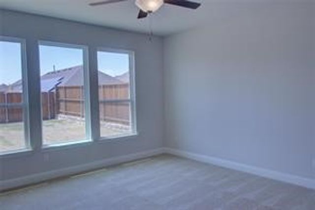 136 Glenwood Drive, Oak Point, TX 75068