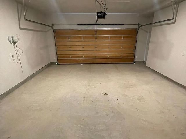 136 Glenwood Drive, Oak Point, TX 75068