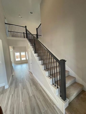 136 Glenwood Drive, Oak Point, TX 75068