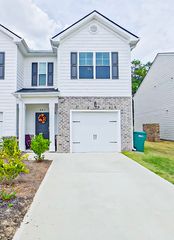 882 QUAINT PARISH Circle, Graniteville, SC 29829