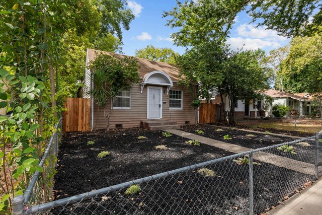 3132 B St, Sacramento, CA 95816