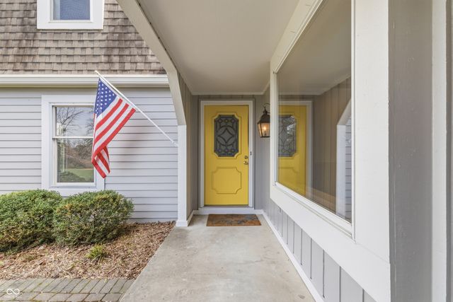 15 Wildwood Drive, Carmel, IN 46032