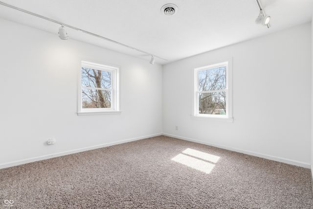 15 Wildwood Drive, Carmel, IN 46032