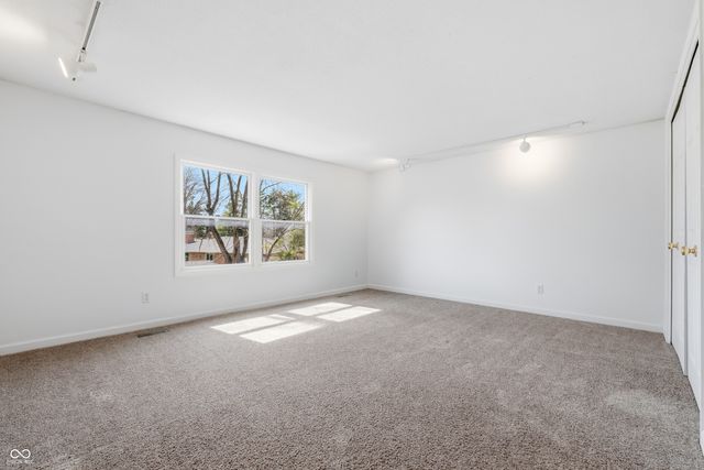 15 Wildwood Drive, Carmel, IN 46032