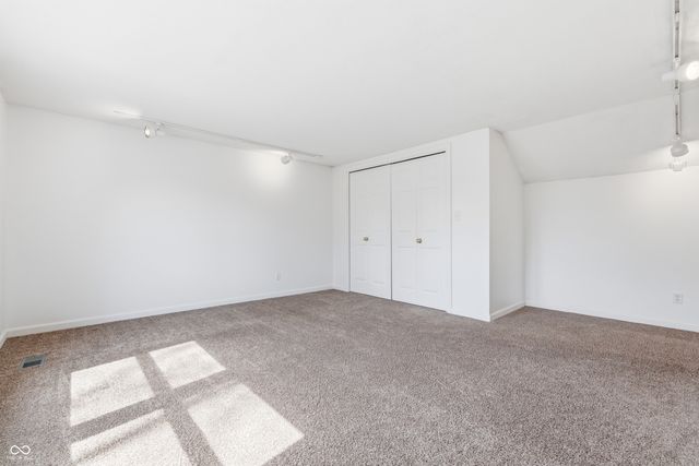 15 Wildwood Drive, Carmel, IN 46032