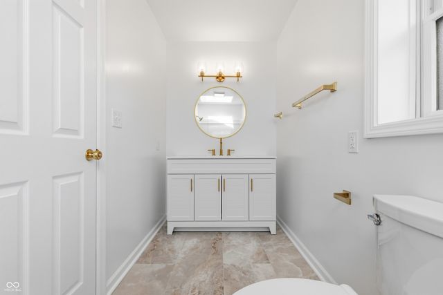 15 Wildwood Drive, Carmel, IN 46032