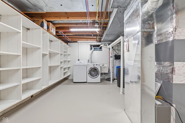 15 Wildwood Drive, Carmel, IN 46032