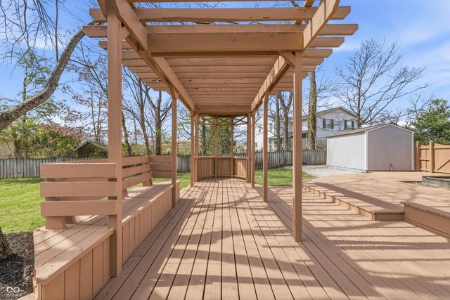 15 Wildwood Drive, Carmel, IN 46032