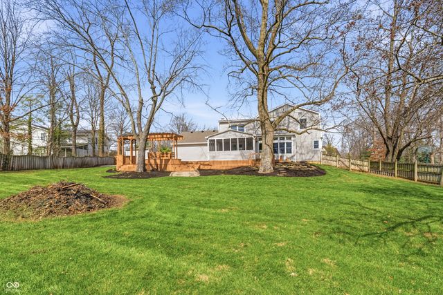 15 Wildwood Drive, Carmel, IN 46032