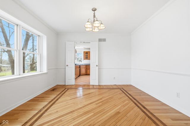 15 Wildwood Drive, Carmel, IN 46032