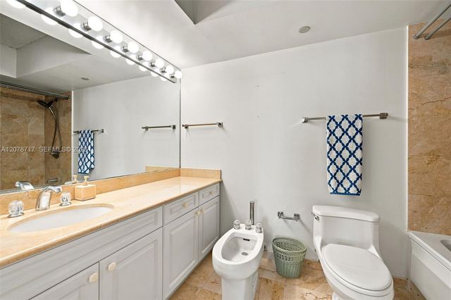 5900 Collins Avenue 1006, Miami Beach, FL 33140