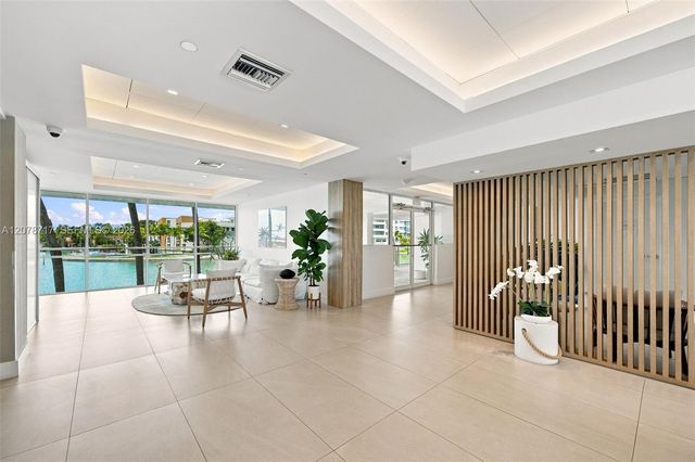 5900 Collins Avenue 1006, Miami Beach, FL 33140