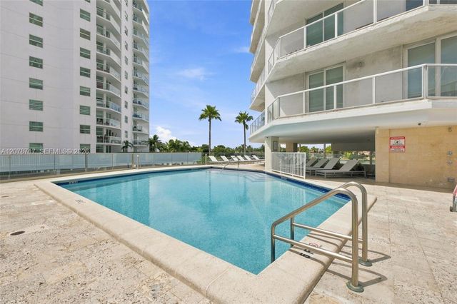 5900 Collins Avenue 1006, Miami Beach, FL 33140