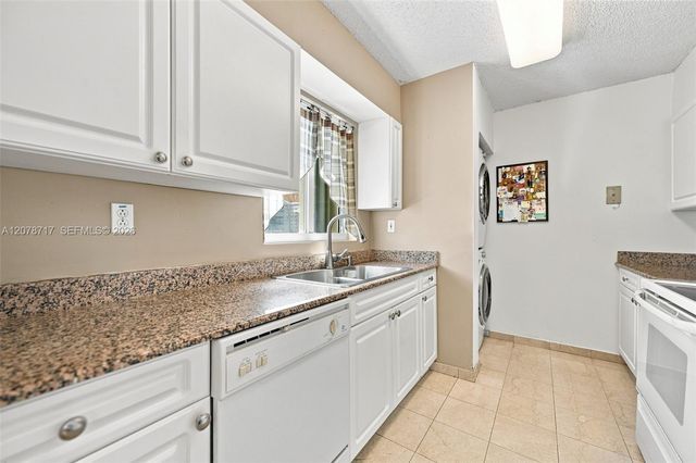 5900 Collins Avenue 1006, Miami Beach, FL 33140