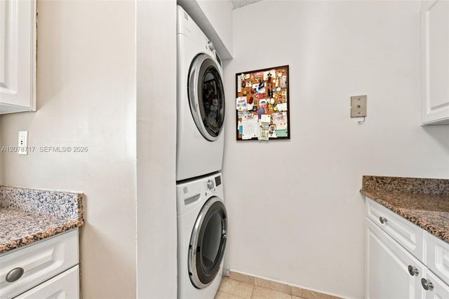 5900 Collins Avenue 1006, Miami Beach, FL 33140