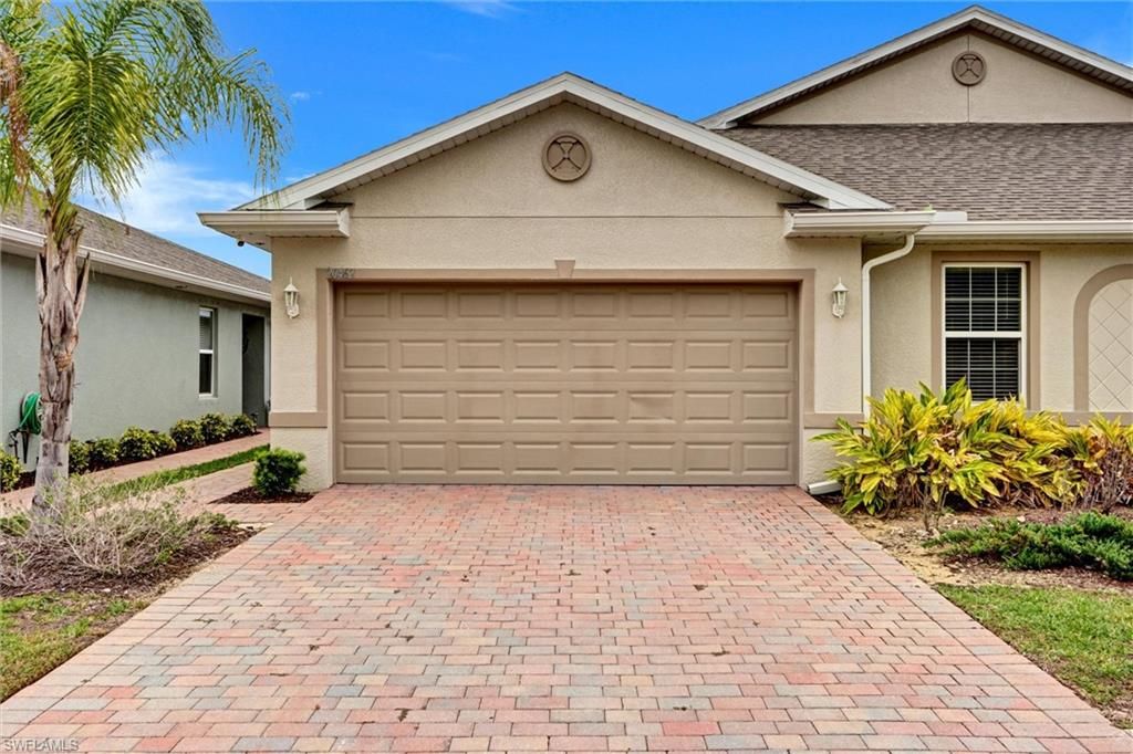 20462 Plumwood LOOP, NORTH FORT MYERS, FL 33917 — photo 2