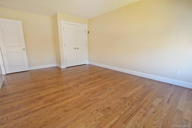 103 Silver Beech Lane, Calverton, NY 11933