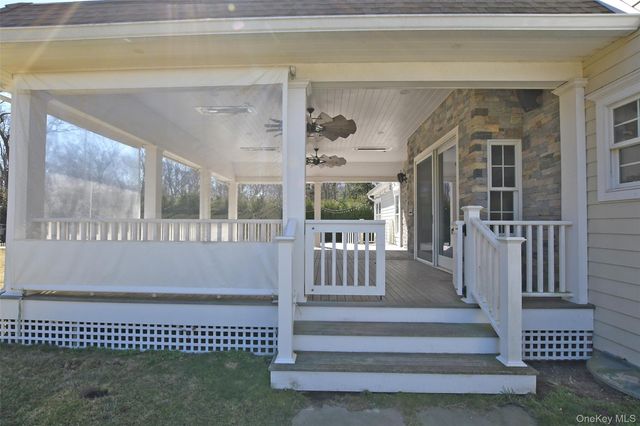 103 Silver Beech Lane, Calverton, NY 11933