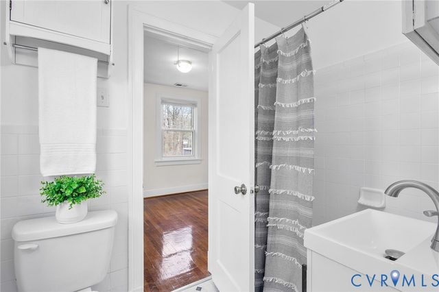 609 Woodstock Rd, Richmond, VA 23224