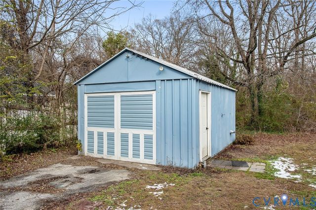 609 Woodstock Rd, Richmond, VA 23224