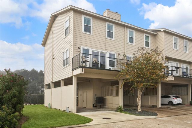 1900 Lakeside Drive, Seabrook, TX 77586