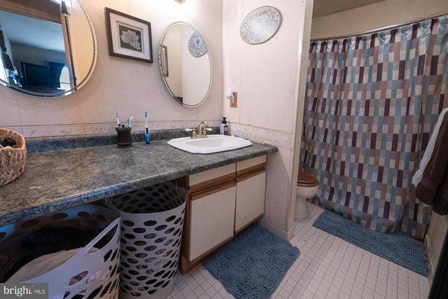 73-B OXFORD VLG, Egg Harbor Township, NJ 08234