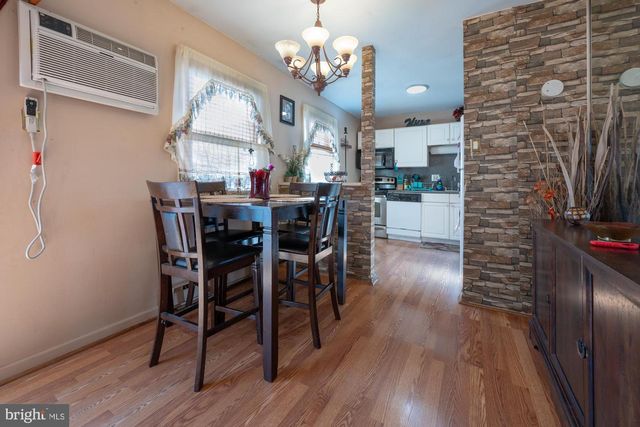 73-B OXFORD VLG, Egg Harbor Township, NJ 08234