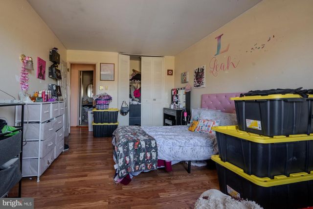 73-B OXFORD VLG, Egg Harbor Township, NJ 08234