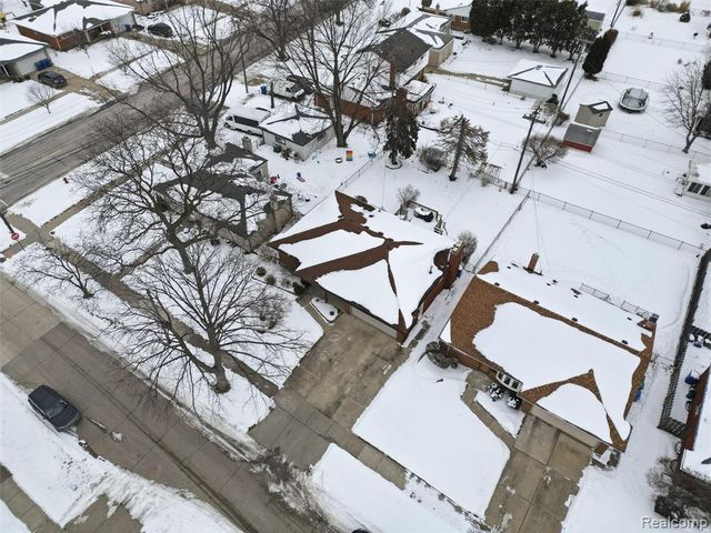 27944 Flanders Avenue, Warren, MI 48088