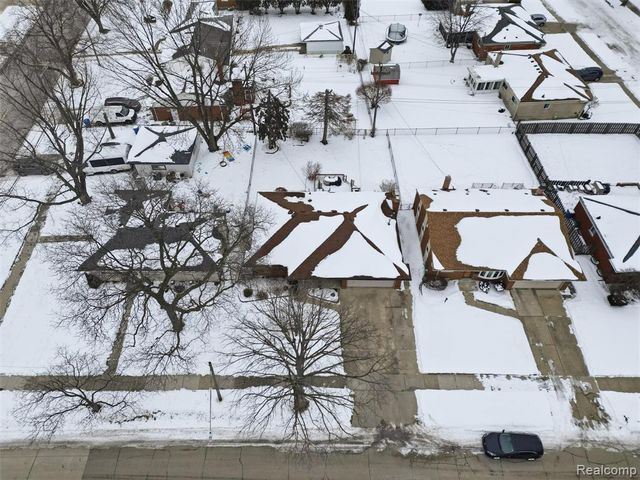 27944 Flanders Avenue, Warren, MI 48088