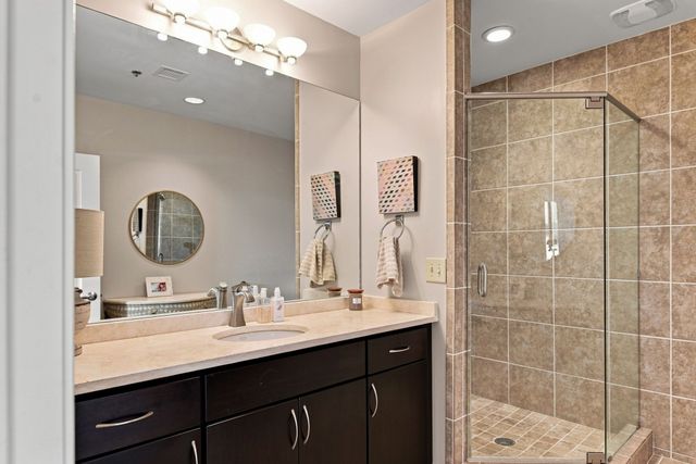 110 31st Ave N Apt 404, Nashville, TN 37203