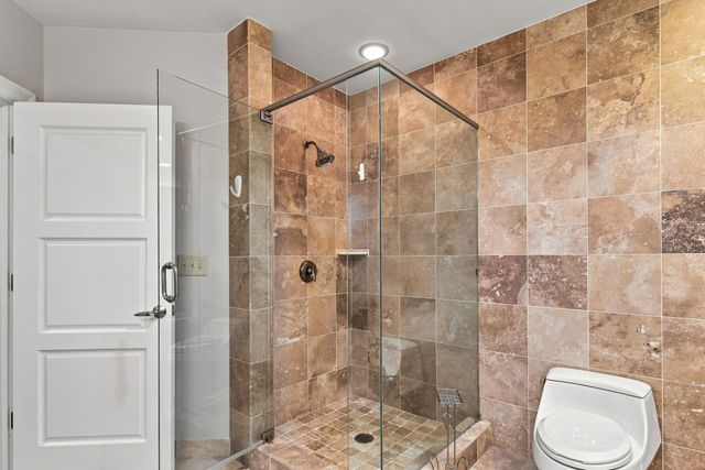 110 31st Ave N Apt 404, Nashville, TN 37203