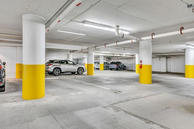 110 31st Ave N Apt 404, Nashville, TN 37203