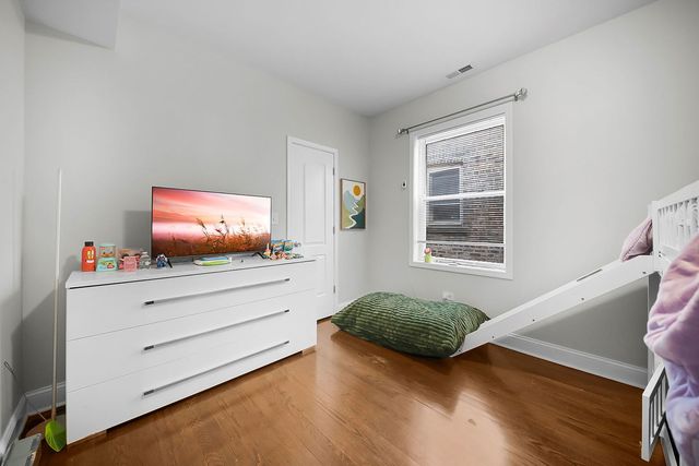 8019 S Eberhart Avenue, Chicago, IL 60619