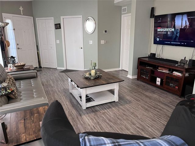 8620 PERSEA COURT, New Port Richey, FL 34655