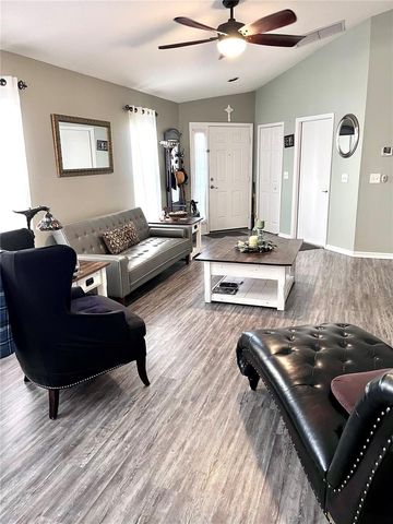 8620 PERSEA COURT, New Port Richey, FL 34655