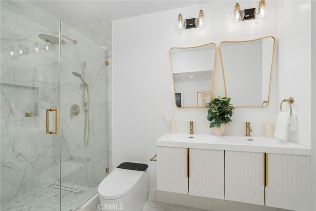 14457 Glorietta Drive, Sherman Oaks, CA 91423